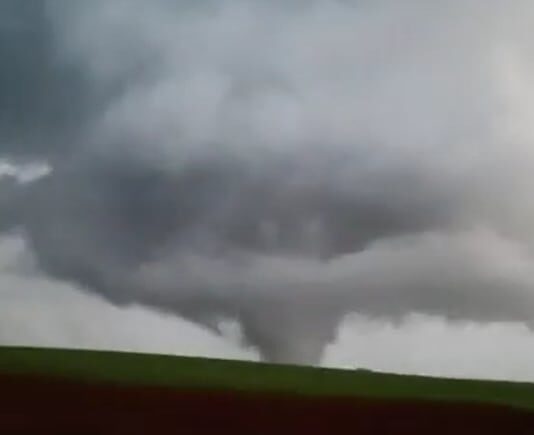 Tornado de Categoría EF-1 Devasta el Sur de Brasil: Al Menos Siete Heridos