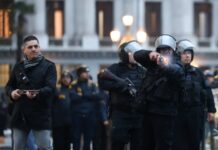 El Gobierno Justifica la Actuación de la Policía en la Manifestación Frente al Congreso