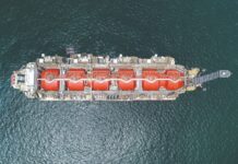 Argentina avanza en el financiamiento de exportaciones de GNL con un crédito de US$900 millones