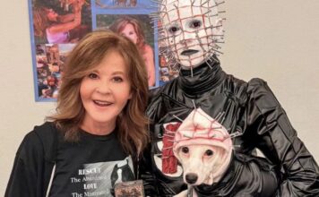 Allanamiento en la casa de Linda Blair: 200 perros hallados en su propiedad