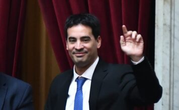 Ravier Enfrenta Nuevos Desafíos en Conferencia de Prensa