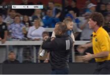 El inesperado ingreso de un bebé interrumpe un partido de la MLS