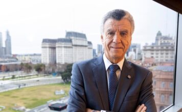 Grinman aboga por fortalecer el modelo económico a pesar de los desafíos