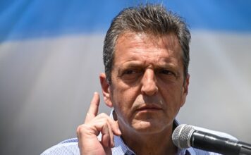 Cumbre del Frente Renovador: Massa y Quintela buscan unir al peronismo para 2027
