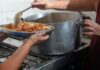 El 45% de quienes buscan ayuda en templos lo hace por crisis económica