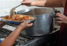 El 45% de quienes buscan ayuda en templos lo hace por crisis económica