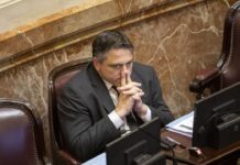El Bloque de La Libertad Avanza Defiende al Senador Paoltroni ante Denuncias de Persecución Política
