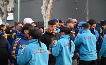 Accidente en Flores: Taxi atropella a tres peatones dejando a uno gravemente herido
