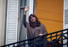 La Iglesia se opone a bautismos políticos en el hogar de Cristina Kirchner