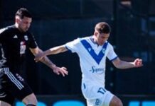 Vélez y Riestra empatan en un partido lleno de controversias