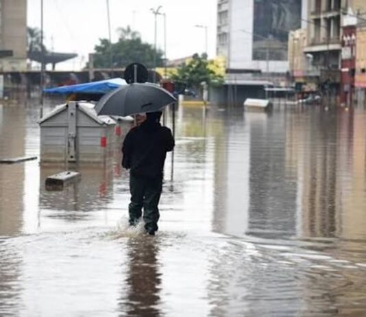 Tormenta de Granizo en Brasil Deja Dos Muertos y Devastación