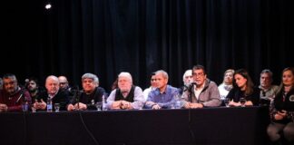 Gremios y Organizaciones Sociales Mantienen Protesta Contra la Nueva Ley de Tierras