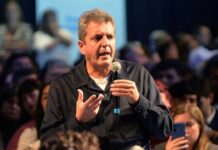 Sergio Massa envía un mensaje de unidad en su reaparición pública en Rosario