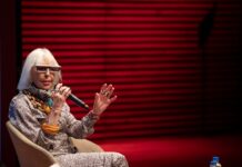 Marta Minujín: «El arte está por encima de los políticos»