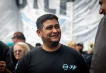 Organizaciones Sociales Marchan al Ministerio de Economía por el Endeudamiento Familiar