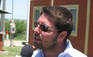 Heroico rescate: Policía salva a menor atrapado tras caída de auto en río