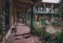 La Casa de los Buendía: Un Viaje Arquitectónico a Través del Tiempo