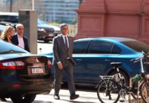 Jorge Macri Implementa Nuevas Medidas para Combatir el Comercio de Celulares Robados