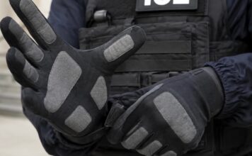 Omaha Prohíbe el Uso de Guantes Eléctricos en Escuelas Tras Controversia