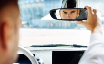 La Psicología del Volante: ¿Por qué algunas personas se transforman al manejar?