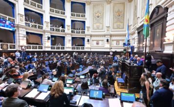 El Gobierno Bonaerense Desmiente Intentos de Ampliar la Legislatura ante Rumores de Reelección Indefinida