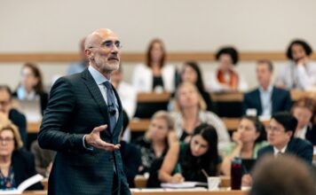 El Secreto de la Felicidad: Nunca Dejar de Aprender, según Arthur Brooks