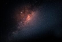 ¿Podrían las señales extraterrestres llegar distorsionadas a la Tierra? Un nuevo estudio revela claves sorprendentes