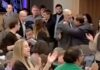 Escándalo en Diputados: Un padre confronta a legisladores durante presentación del Coro de Niños