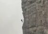 Rescate dramático: alpinista queda colgado a 50 metros de altura en los Dolomitas