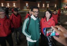 Vozinha finalmente se une a Colo Colo tras complicaciones en su fichaje