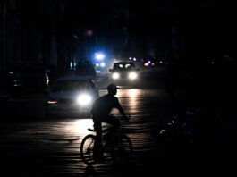 Cuba en Crisis: Apagón Generalizado Afecta a Millones de Habitantes