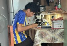 El esfuerzo de Cristian: un joven que estudia para cambiar el destino de su familia