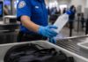 ¿Botellas de agua congelada en el aeropuerto? Lo que necesitas saber para evitar problemas
