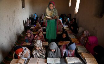 Las Niñas de Kandahar: Un Aula de Esperanza en Tiempos de Restricción