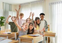 Requisitos Esenciales para Inscribir a Niños Migrantes en Escuelas Públicas de Florida