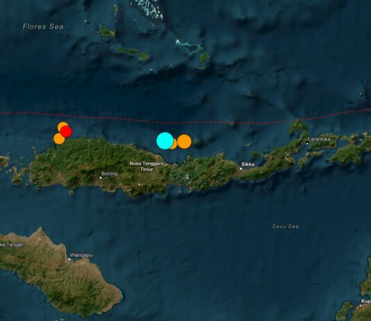 Terremoto de 7,7 Magnitud Sacude Indonesia y Genera Alerta de Tsunami