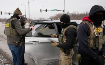 Nuevas Normas del ICE: Documentación Migratoria Esencial para Residentes en EE. UU.