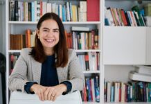 La cátedra de la felicidad que conquista a los estudiantes y genera lista de espera