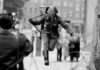 El icónico salto a la libertad que cambió el destino de Berlín