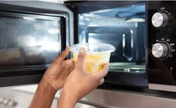 Los Riesgos Ocultos del Microondas: Consejos de un Experto para Cocinar de Manera Segura