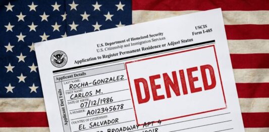 Uscis Refuerza Normas sobre Firmas en Trámites Migratorios: Lo que Debes Saber