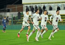 Deportivo Riestra da la sorpresa y elimina a Gimnasia en la Copa Argentina
