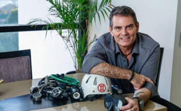 Walter Munnich: La Exploración Subacuática como Reflejo de la Vida
