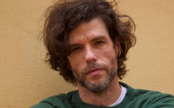 Esteban Pérez enfrenta graves acusaciones de acoso por parte de una vecina