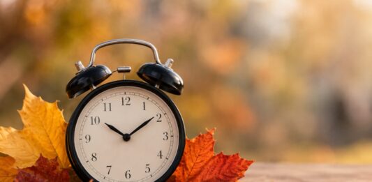El Otoño 2026 Llega a Estados Unidos: Fechas Clave para California, Florida y Texas