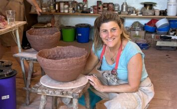 De la Corporación a la Creatividad: La Transformación de una Profesionista en Alfarera