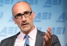 La Reveladora Perspectiva de Arthur Brooks sobre la Inteligencia a Partir de los 40 Años