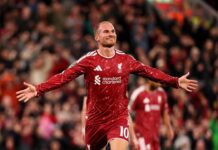 Liverpool avanza en la Copa de la Liga con un brillante Mac Allister