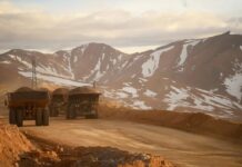 Minería y Petróleo Crecen un 33%, pero la Crisis Laboral Aumenta con Más de 7,600 Empleos Perdidos