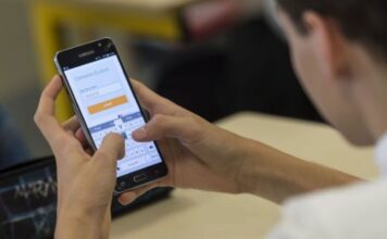 El Uso del Celular en Estudiantes Secundarios: Más de Seis Horas Diarias y Alarmantes Indicadores de Bienestar